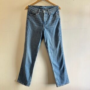 Old Navy Extra High Rise Straight Leg Jeans Medium Wash Size 6